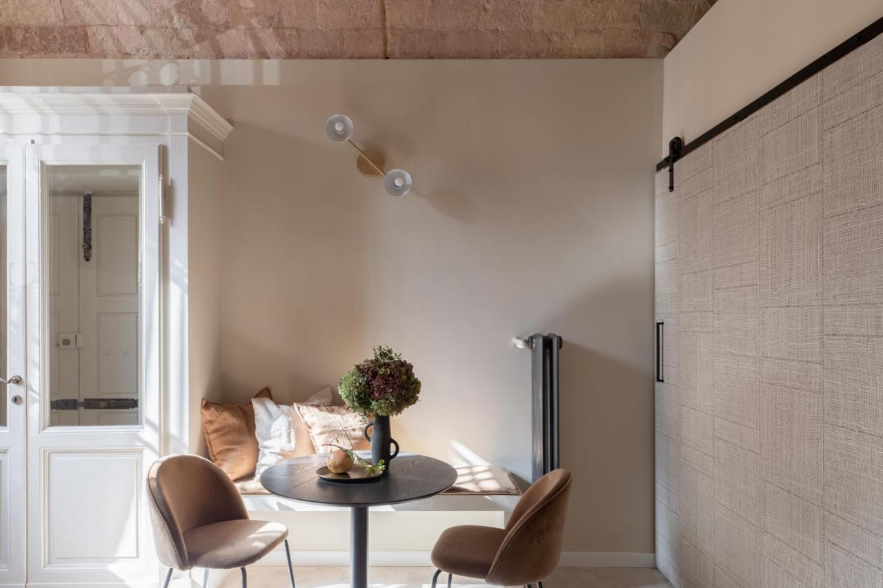 Iflat Luxury And In The Heart Of Trastevere * Rom